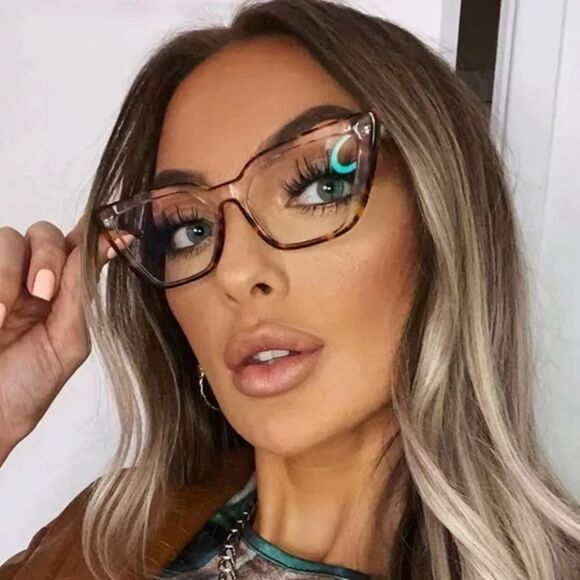 High Fashion Women's Square Cat Eye Blue Blocking Personality Glasses - Picture 1 of 9